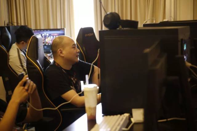 抄答案！LNG主教练：看BLG横扫WBG后学到很多，如何BP变得清晰了